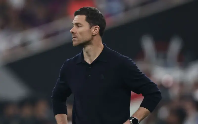تعلم من تجربة ريال مدريد .. تشابي ألونسو يملي شروطه في مفاوضات تشيلسي
